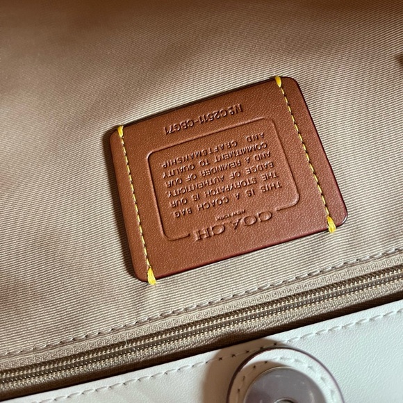 NWT COACH City Tote Bag Signature Canvas With Floral Print Silver/Sand - Picture 4 of 9